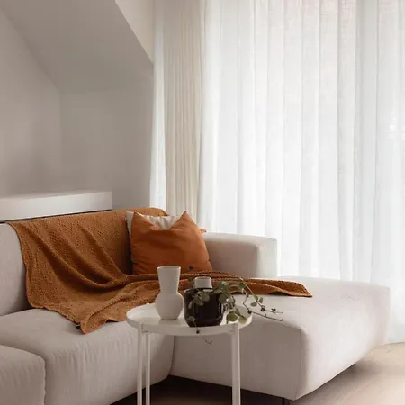Sunny Duplex Penthouse, Close To Beach, Parking Apartmán *