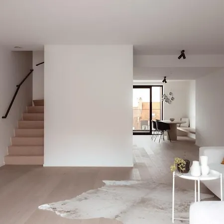 Sunny Duplex Penthouse, Close To Beach, Parking Apartment