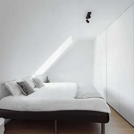 Sunny Duplex Penthouse, Close To Beach, Parking Knokke-Heist